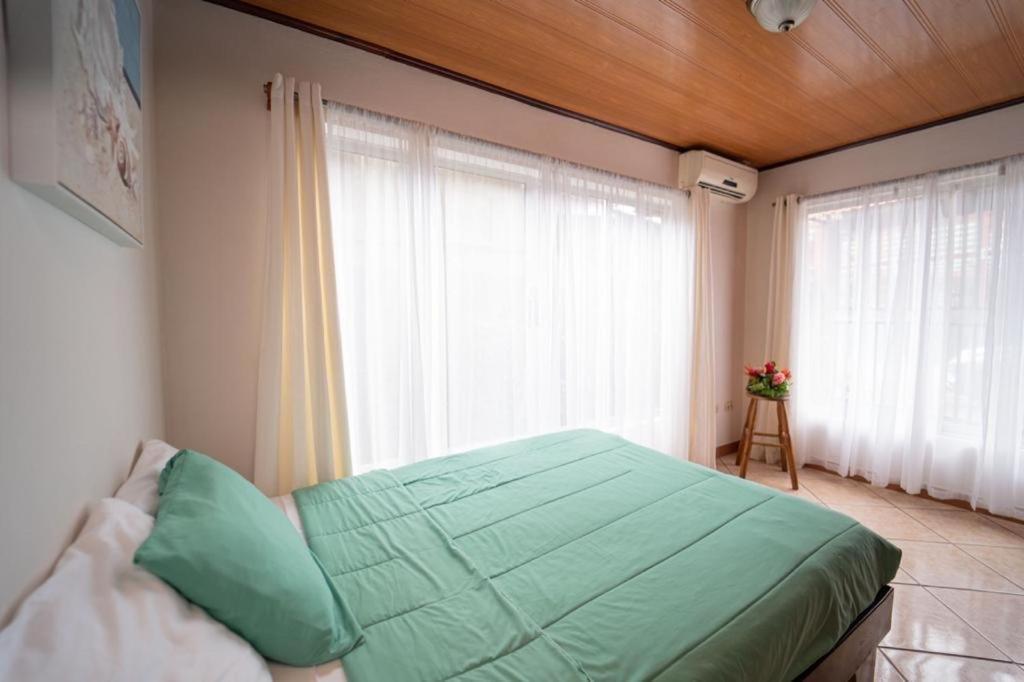 Apartamentos Cristal Quepos Ngoại thất bức ảnh