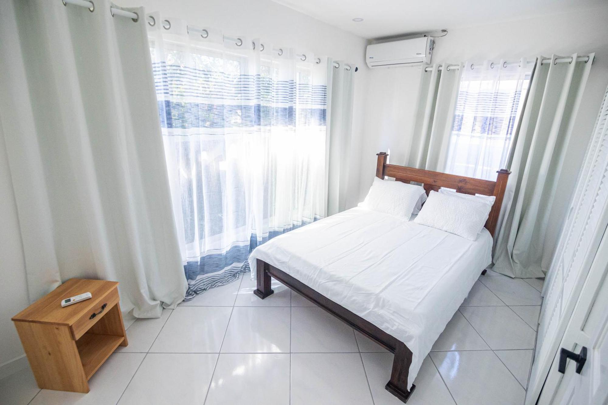 Apartamentos Cristal Quepos Ngoại thất bức ảnh