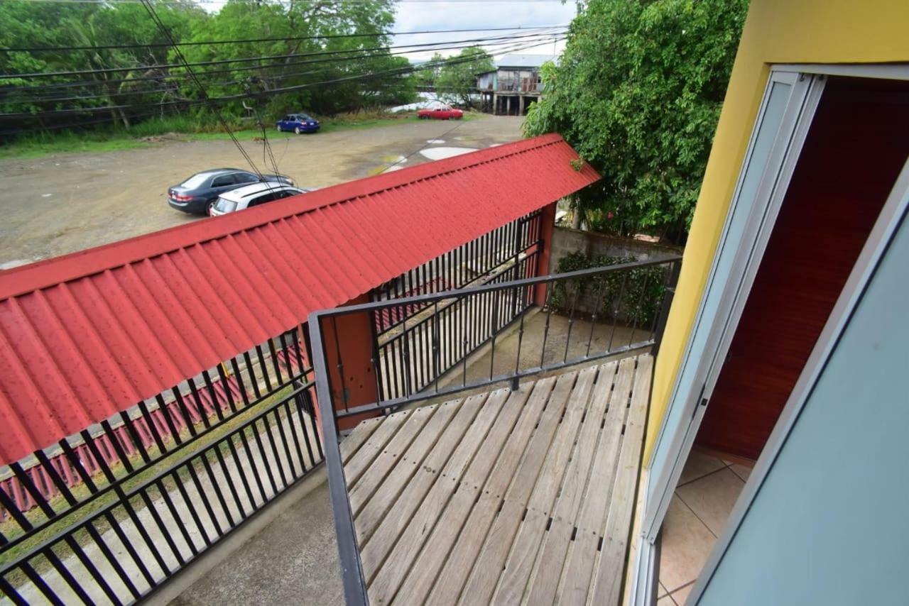 Apartamentos Cristal Quepos Ngoại thất bức ảnh